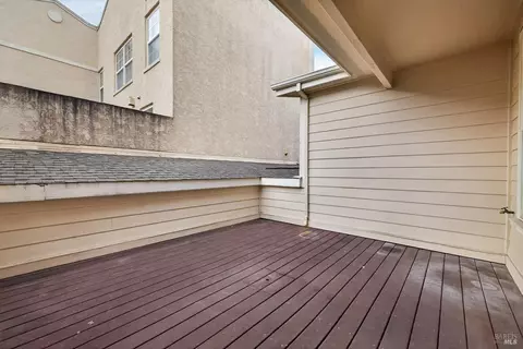 Exterior - 766 Mcclelland Dr, Windsor, CA 95492 photo 4 of 10