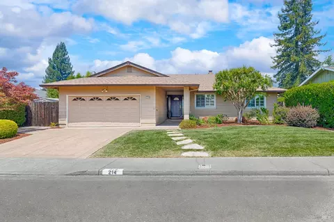 214 Oak Shadow Dr, Santa Rosa, CA 95409