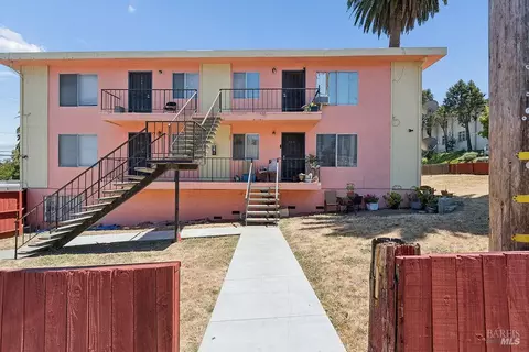 900 Santa Clara St, Vallejo, CA 94590