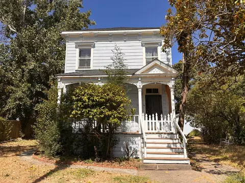 131 Coombs St, Napa, CA 94559