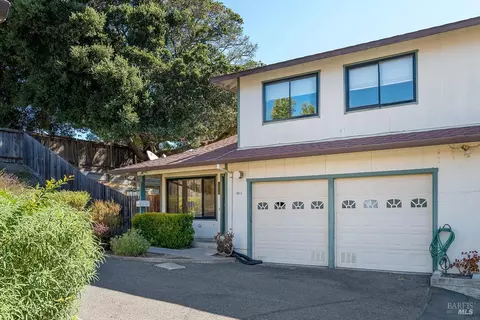 194 San Andreas Dr #A, Novato, CA 94945