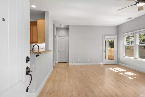 Living - 411 Matteri Cir, Cotati, CA 94931 photo 1 of 6