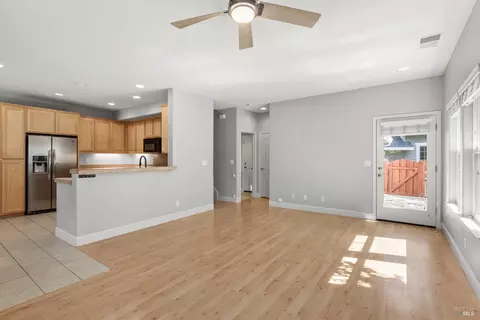 Living - 411 Matteri Cir, Cotati, CA 94931 photo 2 of 6