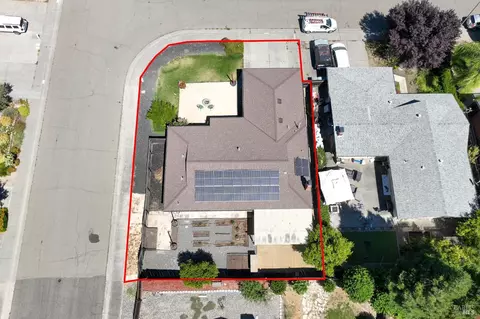 View/Area - 500 Cypress St, Dixon, CA 95620 photo 2 of 6