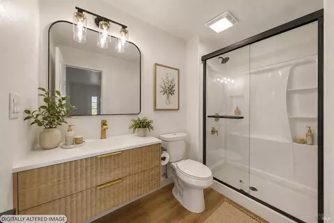 Bath - 498 Mill St, Willits, CA 95490 photo 3 of 4