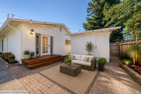 Exterior - 498 Mill St, Willits, CA 95490 photo 4 of 14