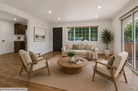Living - 498 Mill St, Willits, CA 95490 photo 1 of 3