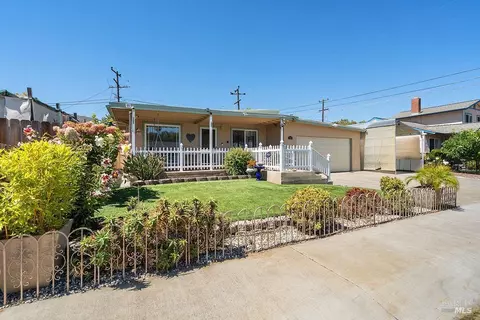Exterior - 310 Bergwall Way, Vallejo, CA 94591 photo 10 of 10