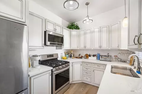 Kitchen - 310 Bergwall Way, Vallejo, CA 94591 photo 1 of 4