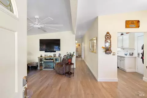 Entry Way - 310 Bergwall Way, Vallejo, CA 94591 photo 1 of 2