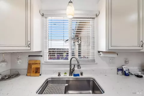 Kitchen - 310 Bergwall Way, Vallejo, CA 94591 photo 2 of 4