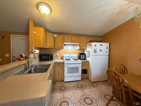 2101 S State St #29, Ukiah, CA 95482 photo 2