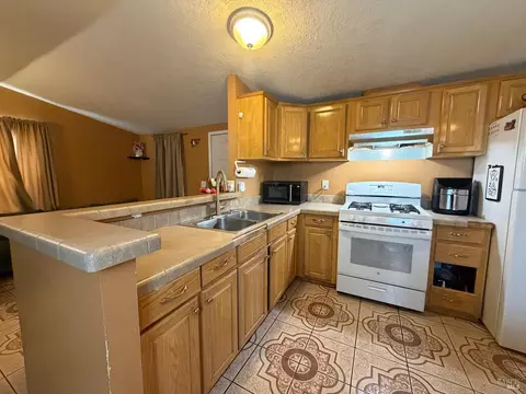2101 S State St #29, Ukiah, CA 95482 photo 5