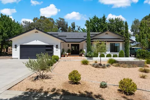 4275 Peaceful Glen Rd, Vacaville, CA 95688