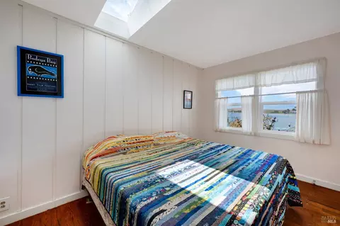 Bedroom - 1165 Highway 1, Bodega Bay, CA 94923 photo 1 of 4