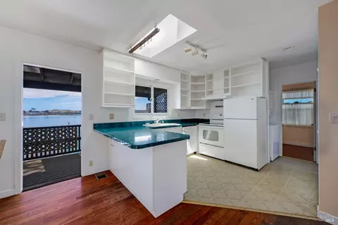 Kitchen - 1165 Highway 1, Bodega Bay, CA 94923 photo 1 of 2