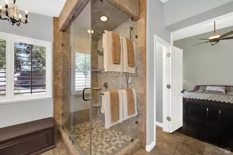 Bath - 940 Alexander Ct, Dixon, CA 95620 photo 2 of 2