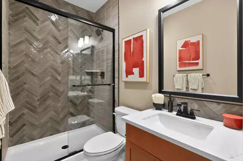 Bath - 713 Avonelle St, Oakley, CA 94561 photo 3 of 4
