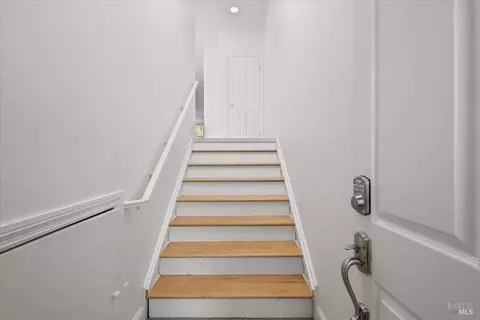 Entry Way - 676 Mcclelland Dr, Windsor, CA 95492 photo 2 of 5