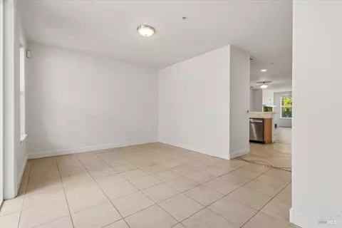 Other - 676 Mcclelland Dr, Windsor, CA 95492 photo 2 of 8