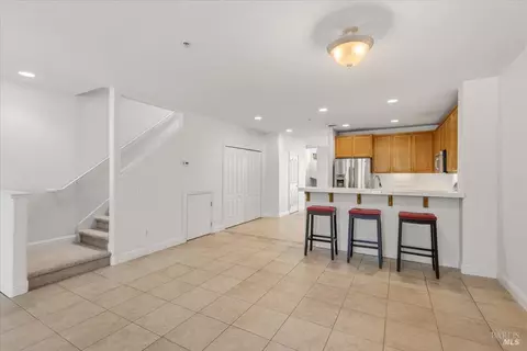 Other - 676 Mcclelland Dr, Windsor, CA 95492 photo 4 of 8