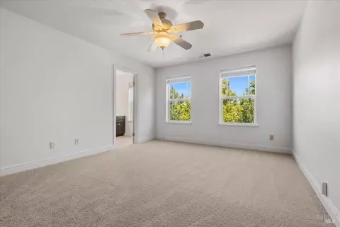 Bedroom - 676 Mcclelland Dr, Windsor, CA 95492 photo 1 of 7