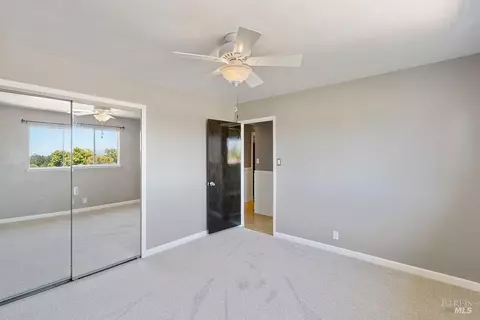 Bedroom - 25 Sereno Pl, Vallejo, CA 94589 photo 4 of 6