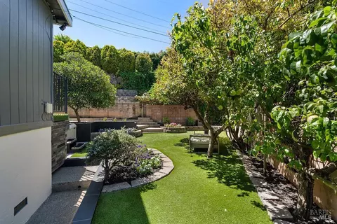 Exterior - 25 Sereno Pl, Vallejo, CA 94589 photo 7 of 32