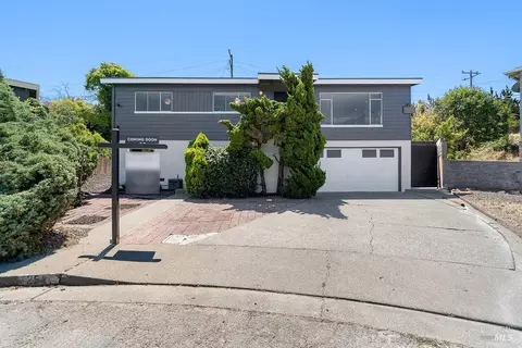 Exterior - 25 Sereno Pl, Vallejo, CA 94589 photo 3 of 32