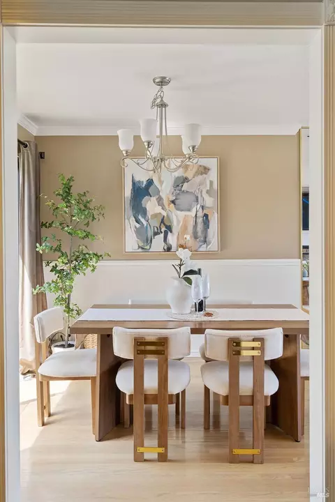 Dining - 25 Sereno Pl, Vallejo, CA 94589 photo 2 of 2