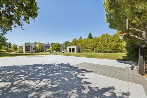 Exterior - 20420 5th St E, Sonoma, CA 95476 photo 14 of 15