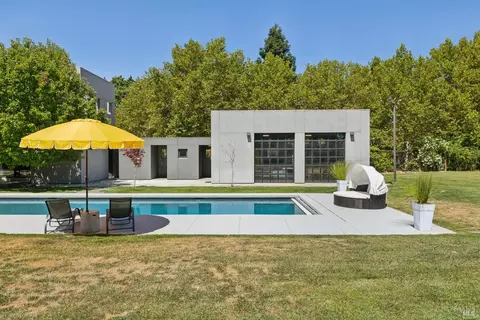 Exterior - 20420 5th St E, Sonoma, CA 95476 photo 10 of 15
