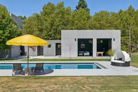 Exterior - 20420 5th St E, Sonoma, CA 95476 photo 11 of 15