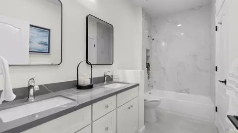Bath - 1516 Landmark Dr, Vallejo, CA 94591 photo 1 of 5