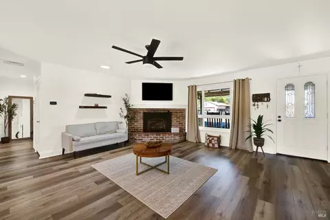 Other - 221 S 8th St, Dixon, CA 95620 photo 3 of 9