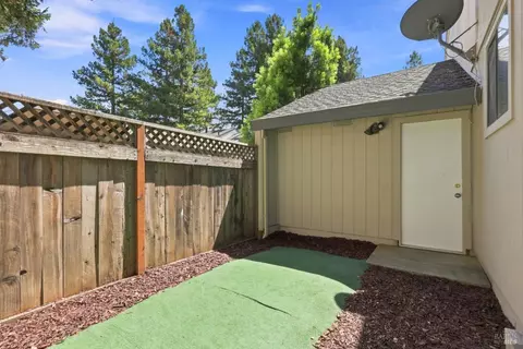 Exterior - 1908 Windmill Cir, Santa Rosa, CA 95403 photo 6 of 7