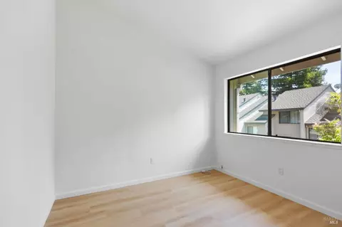 Bedroom - 1908 Windmill Cir, Santa Rosa, CA 95403 photo 3 of 3