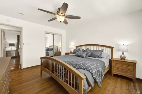 Bedroom - 272 Jasmine St, Fairfield, CA 94533 photo 1 of 5