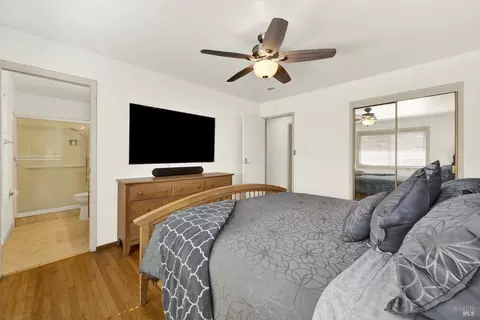 Bedroom - 272 Jasmine St, Fairfield, CA 94533 photo 5 of 5