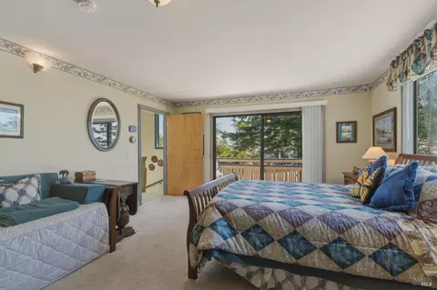 Bedroom - 21985 Timber Cove Rd, Timber Cove, CA 95450 photo 3 of 4