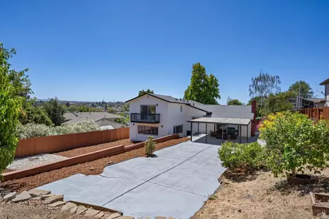 Exterior - 43 Garthe Ct, Vallejo, CA 94591 photo 6 of 8