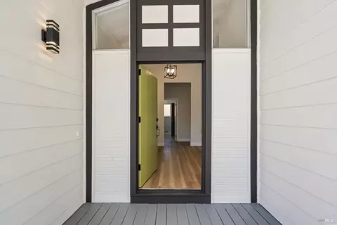 Entry Way - 43 Garthe Ct, Vallejo, CA 94591 photo 1 of 3