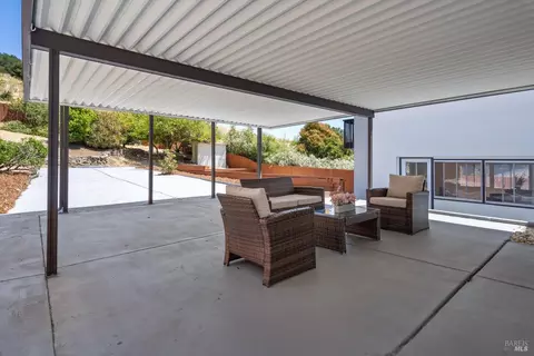 Exterior - 43 Garthe Ct, Vallejo, CA 94591 photo 5 of 8