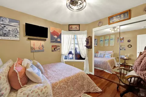 Bedroom - 1495 Madera Dr, Dixon, CA 95620 photo 4 of 6
