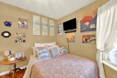 Bedroom - 1495 Madera Dr, Dixon, CA 95620 photo 5 of 6