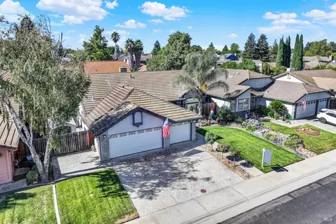 View/Area - 1495 Madera Dr, Dixon, CA 95620 photo 1 of 9