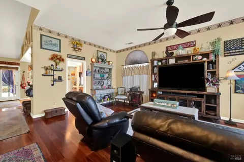 Living - 1495 Madera Dr, Dixon, CA 95620 photo 1 of 6