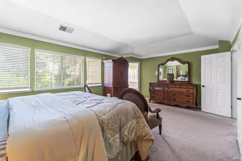 Bedroom - 128 Chesapeake Dr, Vallejo, CA 94591 photo 2 of 4