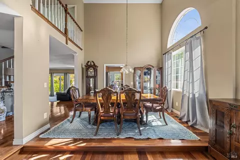 Dining - 128 Chesapeake Dr, Vallejo, CA 94591 photo 2 of 4