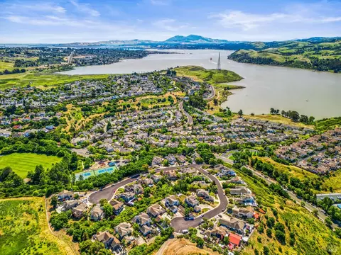 View/Area - 128 Chesapeake Dr, Vallejo, CA 94591 photo 8 of 9